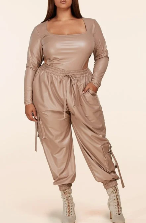 Sexy 2025 jogger set